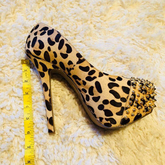 Steve Madden, Pony hair, platform heel, (size 9.5) - Picture 5 of 8